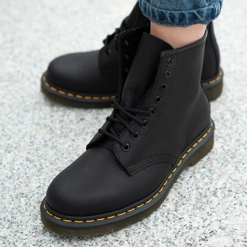 Dottor martens best sale greasy